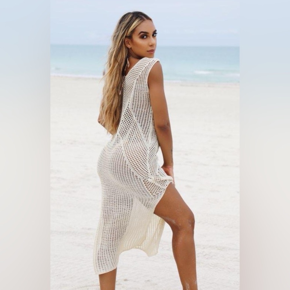 TQTA - knitted Beach Cover-up
